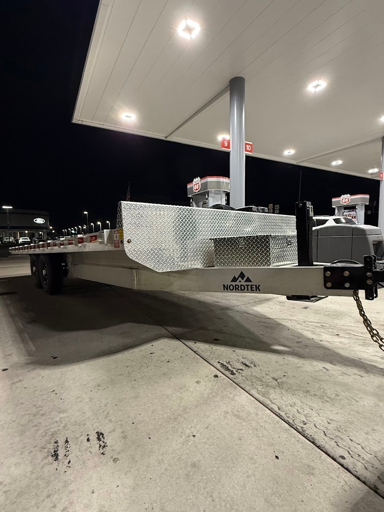 2026 Nordtek 22x102 Hydraulic Tilt Deckover — photo 3
